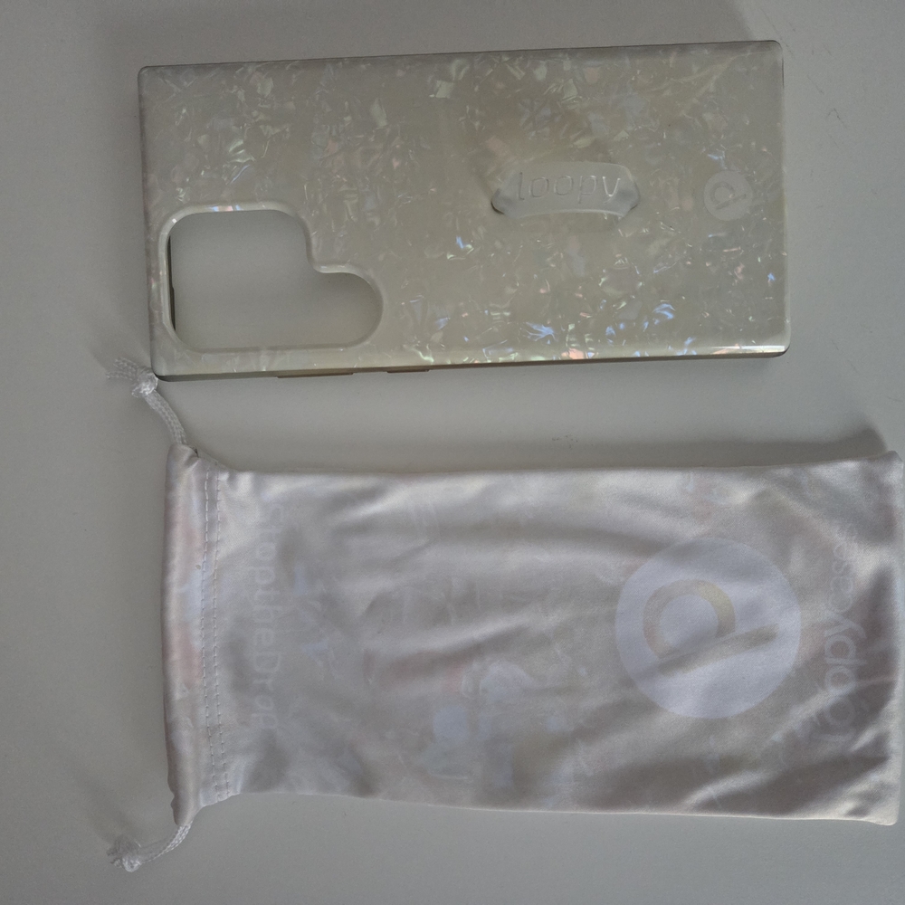 White Opal Shell Loopy Phone Case with Pouch